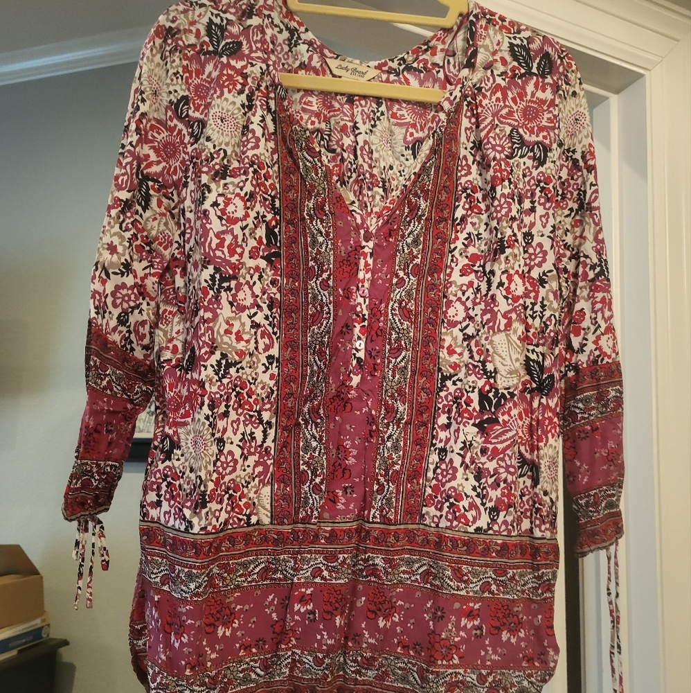 Wome s long sleeve blouse